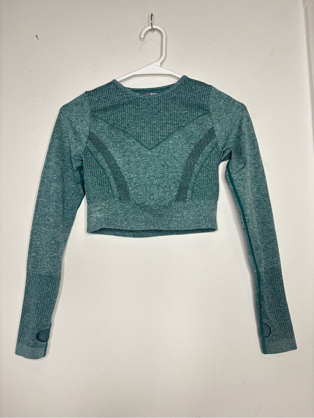UNBRANDED GREEN SEAMLESS ACTIVEWEAR LONG SLEEVE TOP SZ SMALL